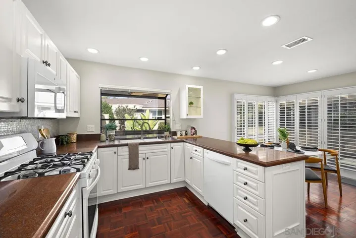 9981 Aviary Dr, San Diego, California 92131