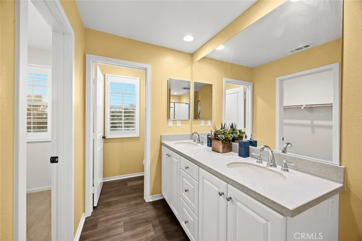 836 Iris Way A, Azusa, California 91702