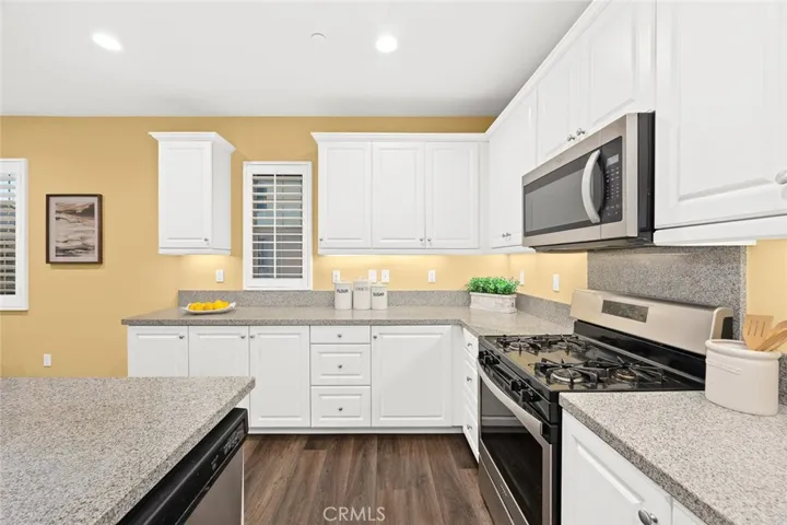 836 Iris Way A, Azusa, California 91702