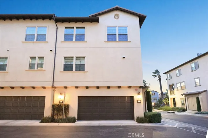 836 Iris Way A, Azusa, California 91702