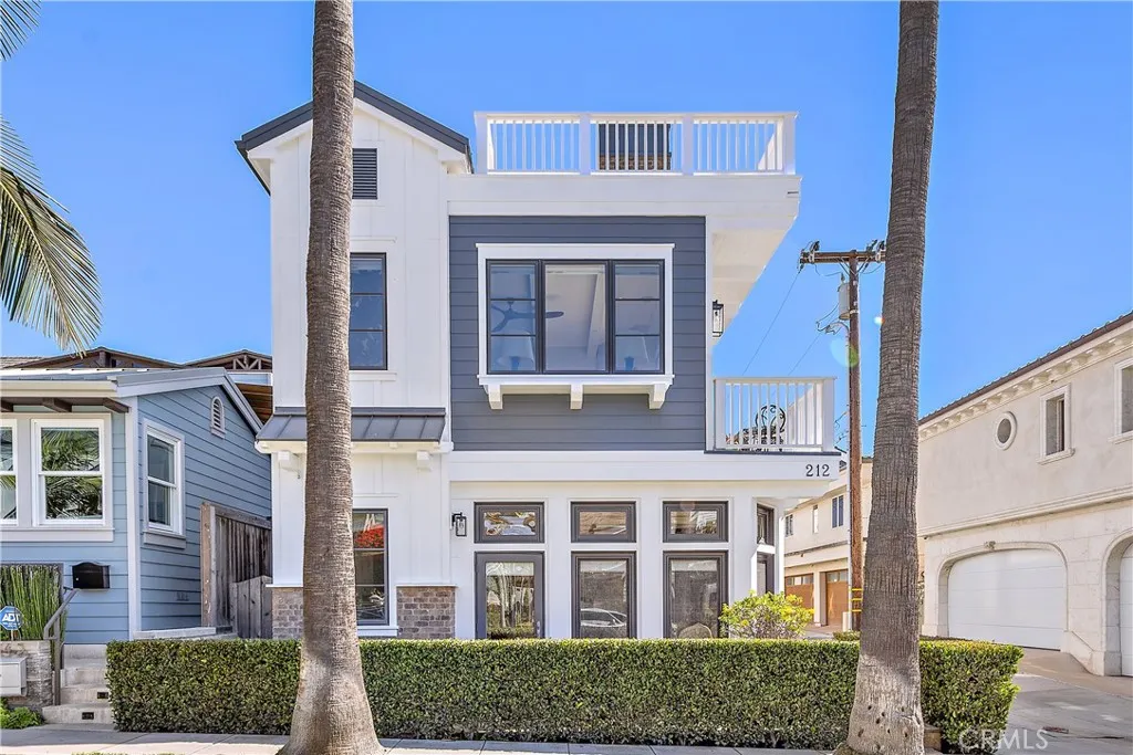 212 Marguerite Avenue, Corona Del Mar, California 92625, 3 Bedrooms Bedrooms, ,3 BathroomsBathrooms,Residential Lease,For Rent,Marguerite,NP25006384