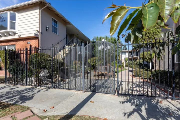 1321 Appleton Street 10, Long Beach, California 90802