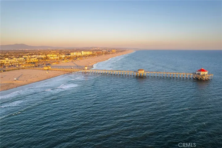 711 Pacific Coast 322, Huntington Beach, California 92648