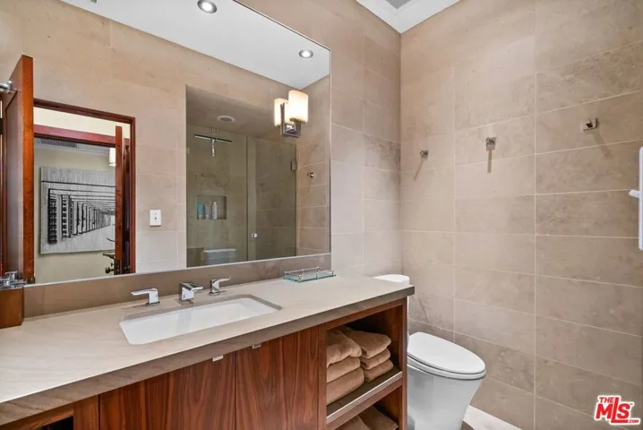 1663 Wellington Road, Los Angeles, California 90019
