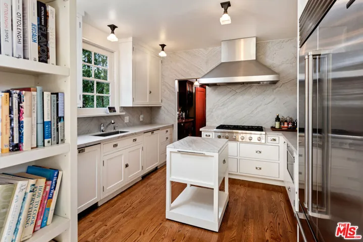 1663 Wellington Road, Los Angeles, California 90019