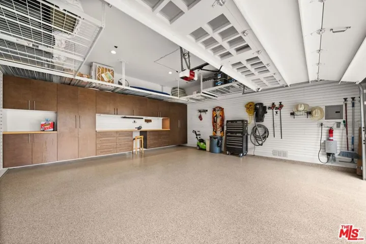 1663 Wellington Road, Los Angeles, California 90019
