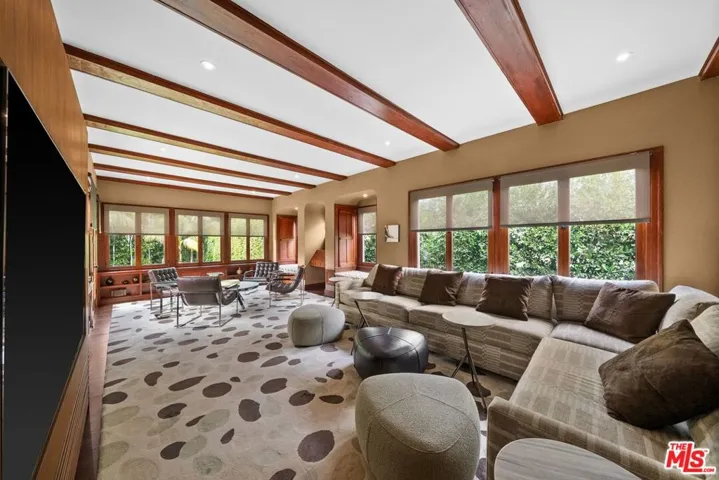 1663 Wellington Road, Los Angeles, California 90019