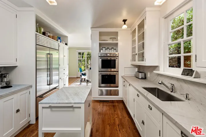 1663 Wellington Road, Los Angeles, California 90019
