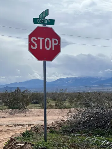 0 Del Oro Road, Apple Valley, California 92308