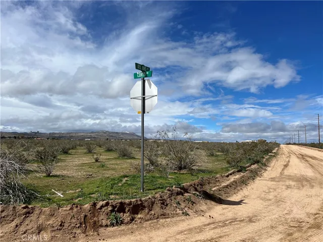 0 Del Oro Road, Apple Valley, California 92308