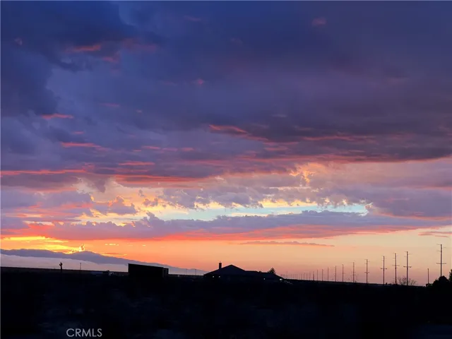 0 Del Oro Road, Apple Valley, California 92308