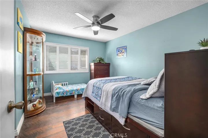 1st bedroom