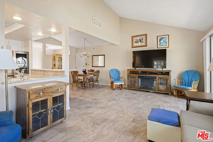 5531 Barnard Street, Simi Valley, California 93063