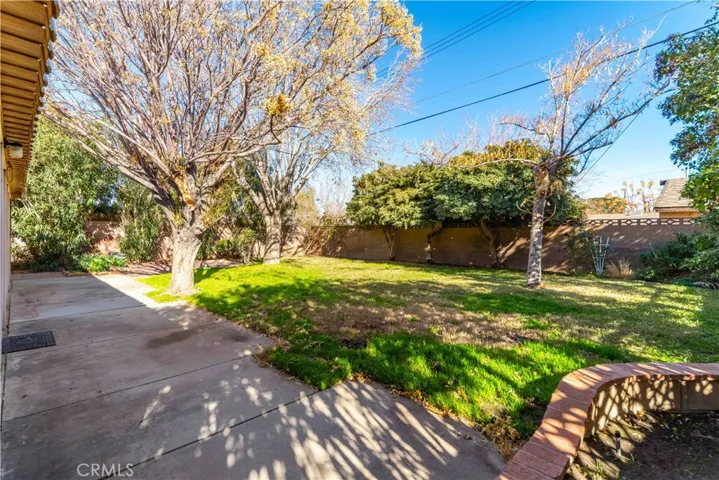 39512 12th Street W, Palmdale, California 93551