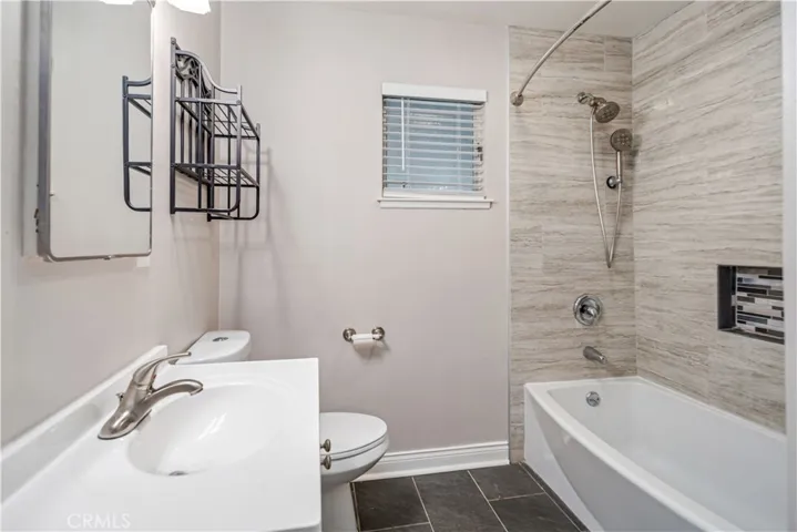 39512 12th Street W, Palmdale, California 93551