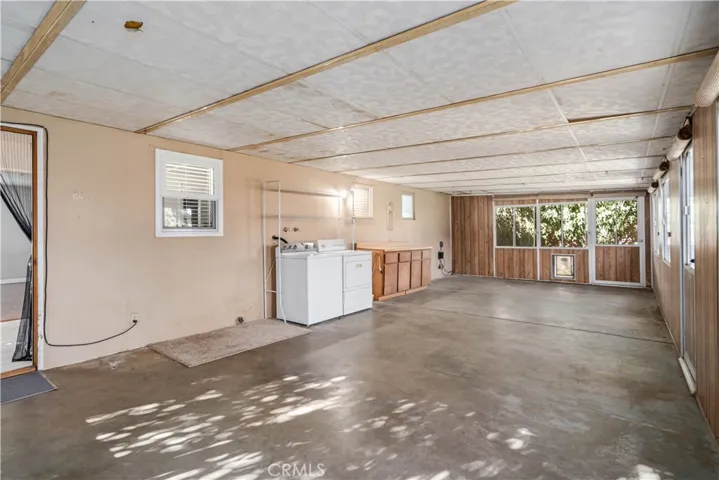 39512 12th Street W, Palmdale, California 93551