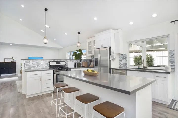318 Plum Avenue, Brea, California 92821