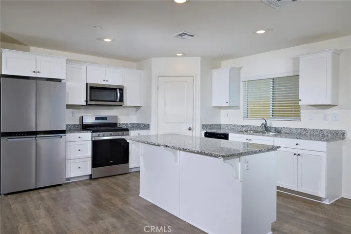 1270 Memorial Avenue, Hemet, California 92543