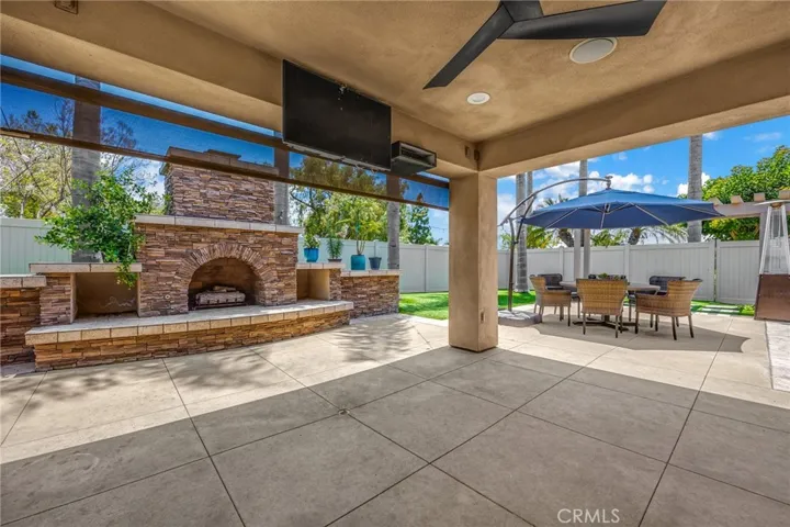 Out Family Room French Door to Outdoor Entertaining