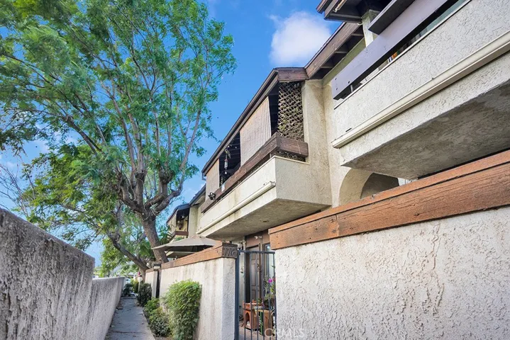 9600 Van Nuys Boulevard 216, Panorama City, California 91402