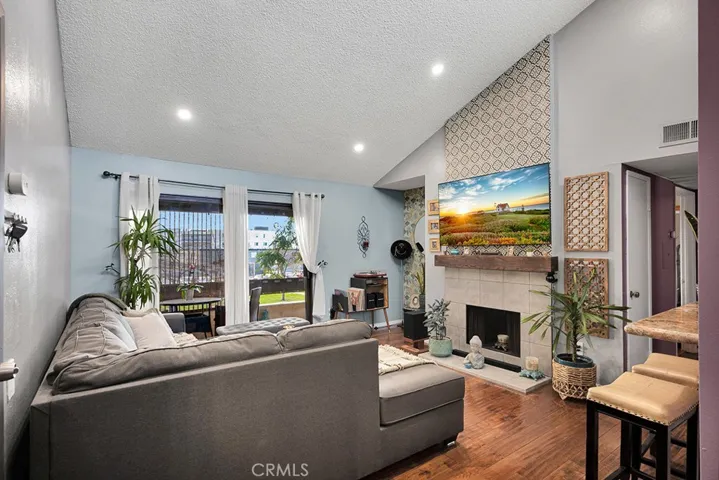 9600 Van Nuys Boulevard 216, Panorama City, California 91402