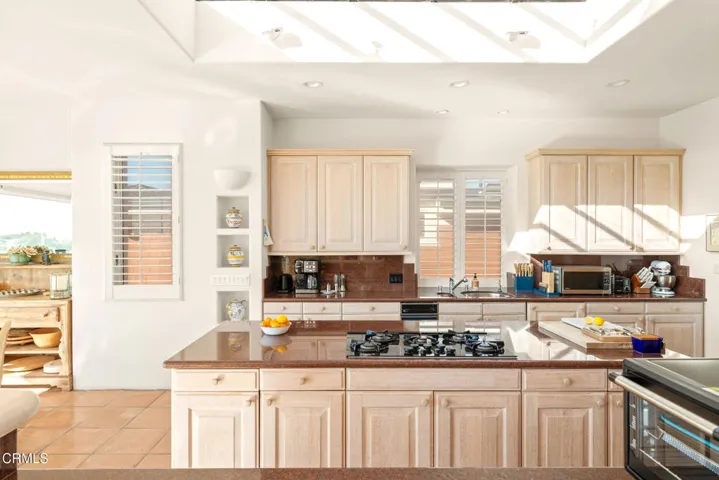 1571 Mandalay Beach Rd_relxVacationHomes