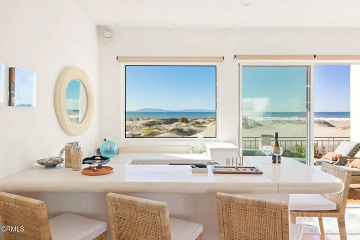 Mandalay Beach Home_Bar_2