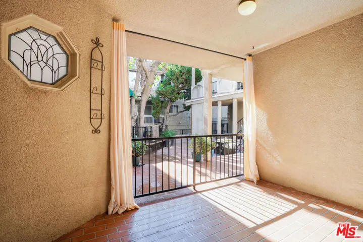 4544 Colbath Avenue, Sherman Oaks, California 91423