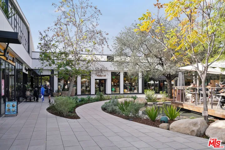 4544 Colbath Avenue, Sherman Oaks, California 91423