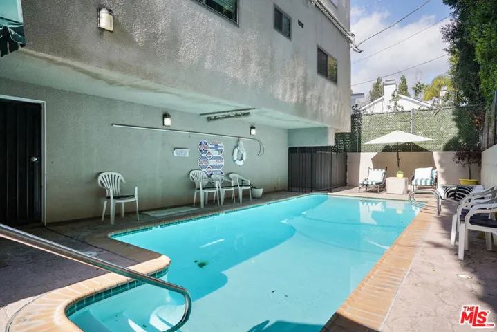 4544 Colbath Avenue, Sherman Oaks, California 91423