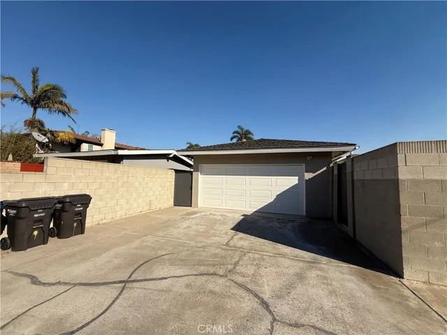 1837 Pine Street, Huntington Beach, California 92648