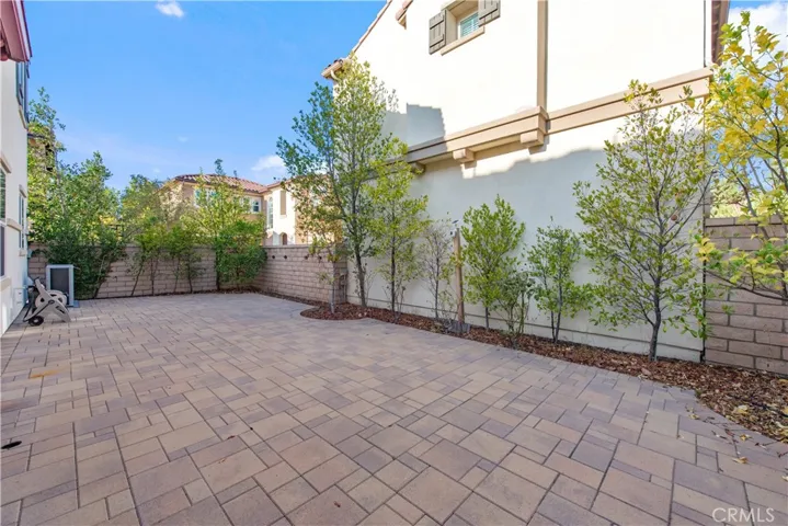 17 Umbria, Lake Forest, California 92630