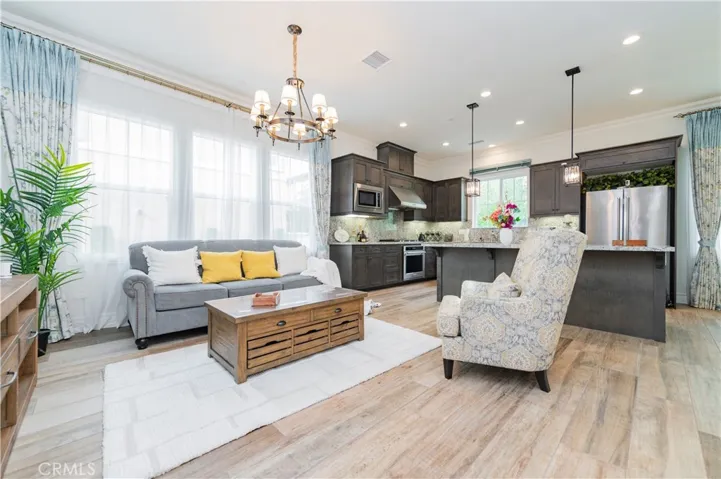 17 Umbria, Lake Forest, California 92630