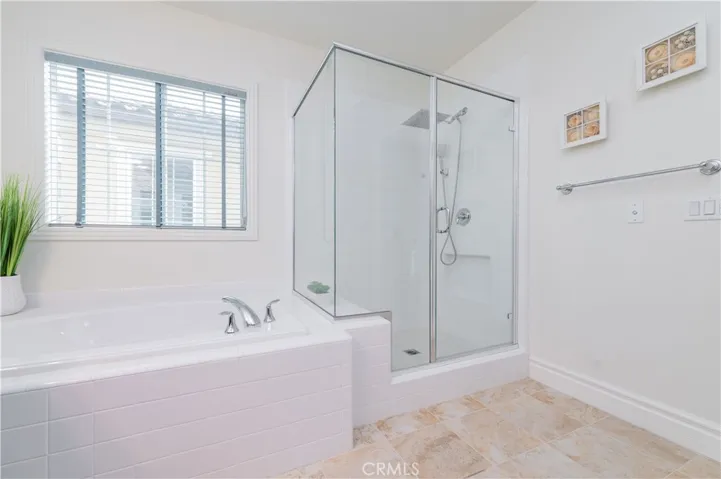 17 Umbria, Lake Forest, California 92630