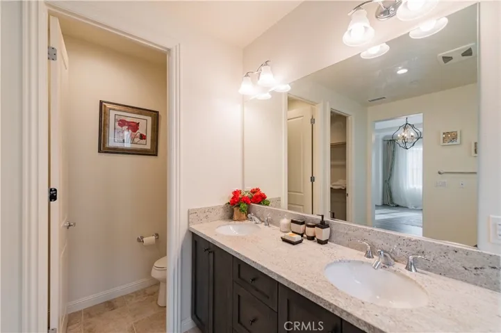 17 Umbria, Lake Forest, California 92630