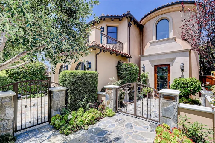 853 6th Street, Manhattan Beach, California 90266
