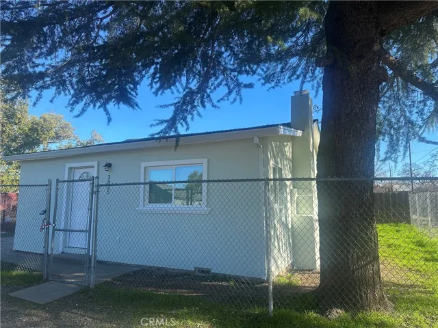 3825 Roseben Avenue, Oroville, California 95966