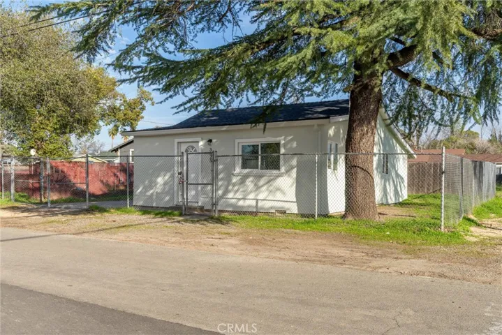 3825 Roseben Avenue, Oroville, California 95966