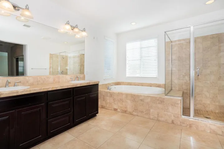 1426 Folson Circle, Corona, California 92882