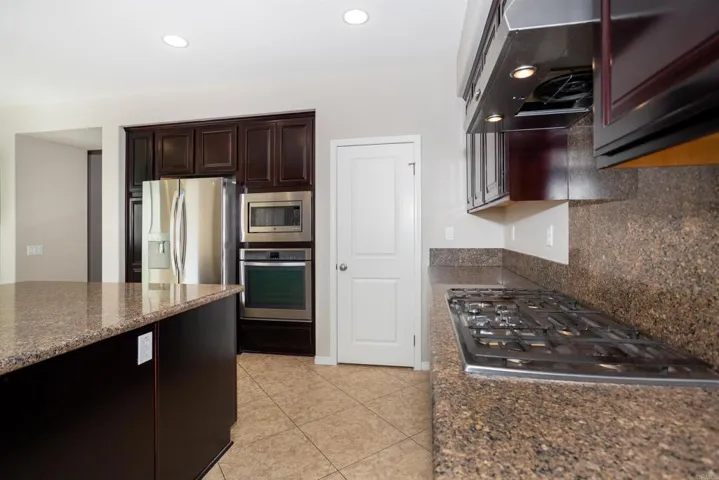 1426 Folson Circle, Corona, California 92882