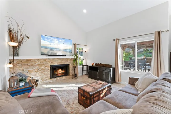 24546 Alta Loma Court, Laguna Hills, California 92653