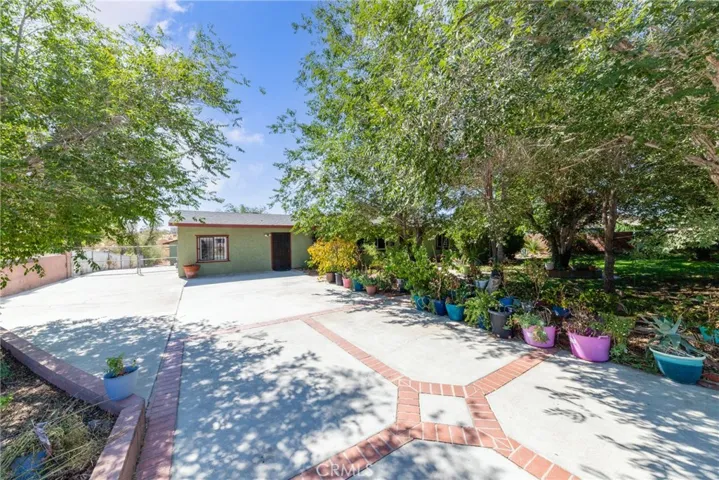 16411 Llanada Avenue, Victorville, California 92394