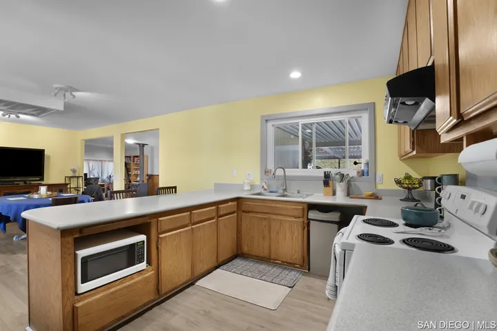 13226 Mapleview St, Lakeside, California 92040