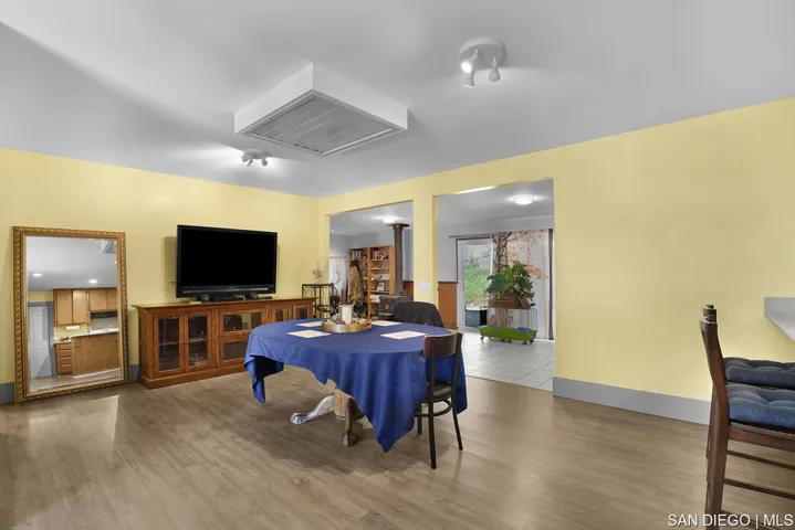13226 Mapleview St, Lakeside, California 92040
