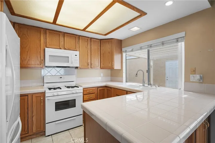 21116 Via Canon 12, Yorba Linda, California 92887