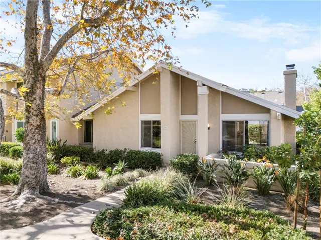 21116 Via Canon 12, Yorba Linda, California 92887