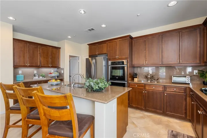 4822 Brookside Avenue, Fontana, California 92336