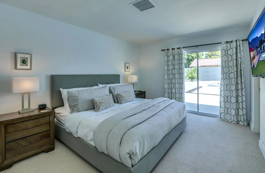 490 E Molino Road, Palm Springs, California 92262 home-pic-9