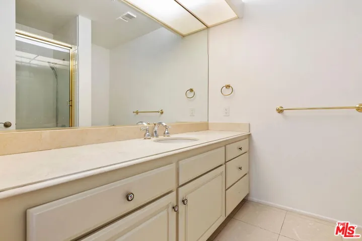 2131 Century Park Lane 101, Los Angeles, California 90067