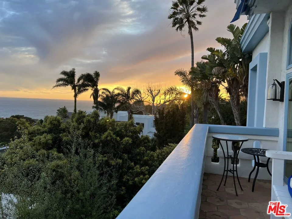 31663 Broad Beach Road, Malibu, California 90265, 3 Bedrooms Bedrooms, ,3 BathroomsBathrooms,Residential Lease,For Rent,Broad Beach,25480469